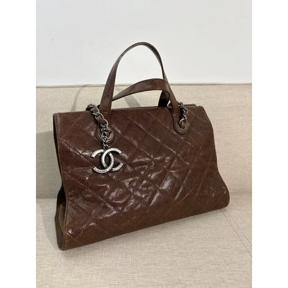 CHANEL Brown Caviar Coco Handle Large SHW - Picture 2 of 15